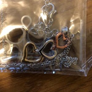 Paparazzi necklace never opened!